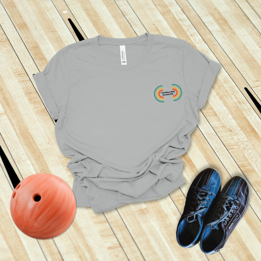 Fully Known, Fully Loved Retro Rainbow T-Shirt Black | 1 Corinthians 13:12 + Jeremiah 31:3